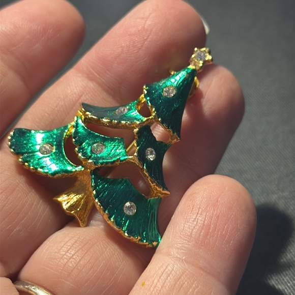 Vintage Clear Rhinestone & Green Enamel Christmas Tree Gold Tone Brooch Pin - Picture 4 of 5